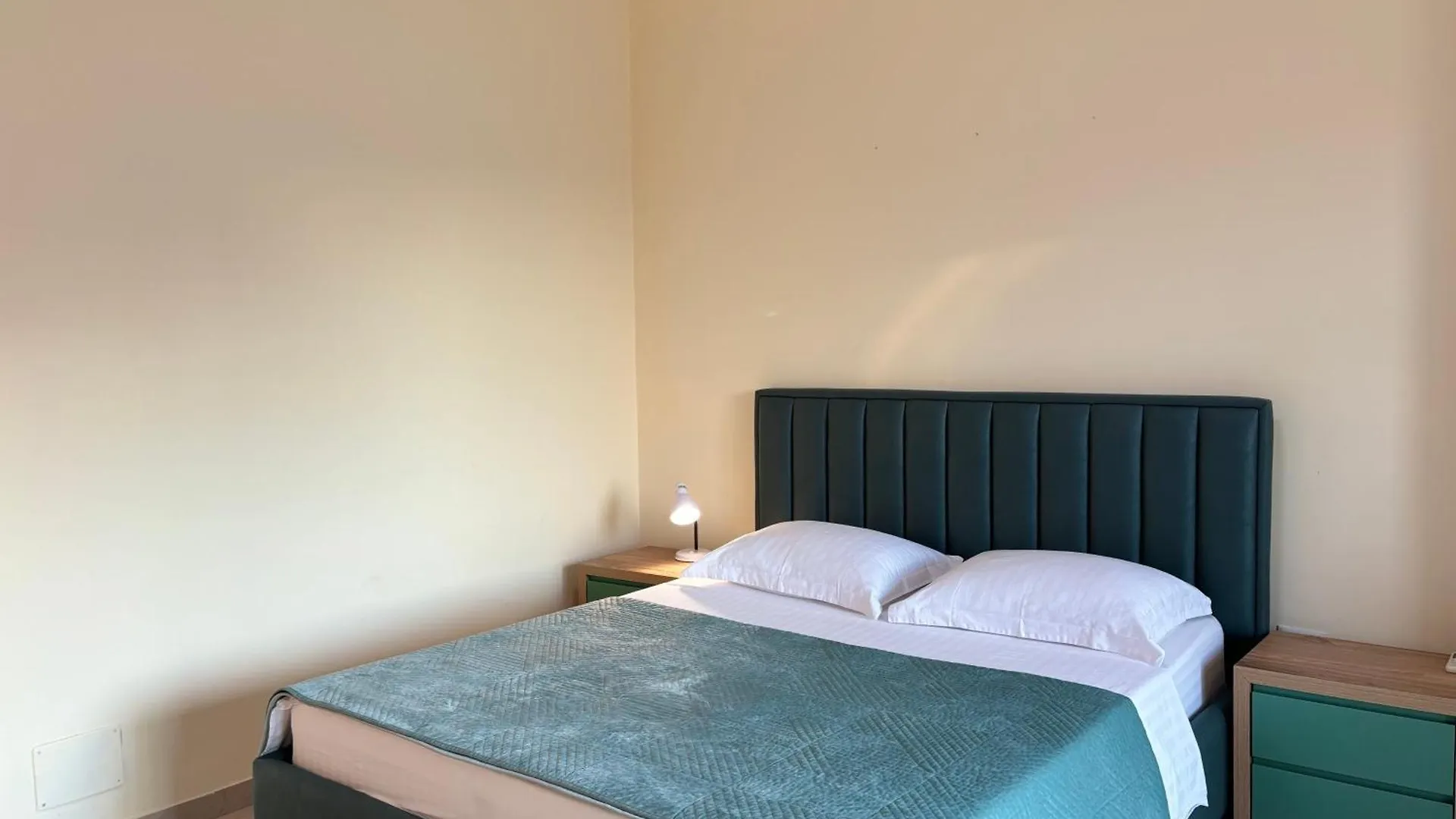 Tam 2Bdr Center Taiwan Apartment Tirana