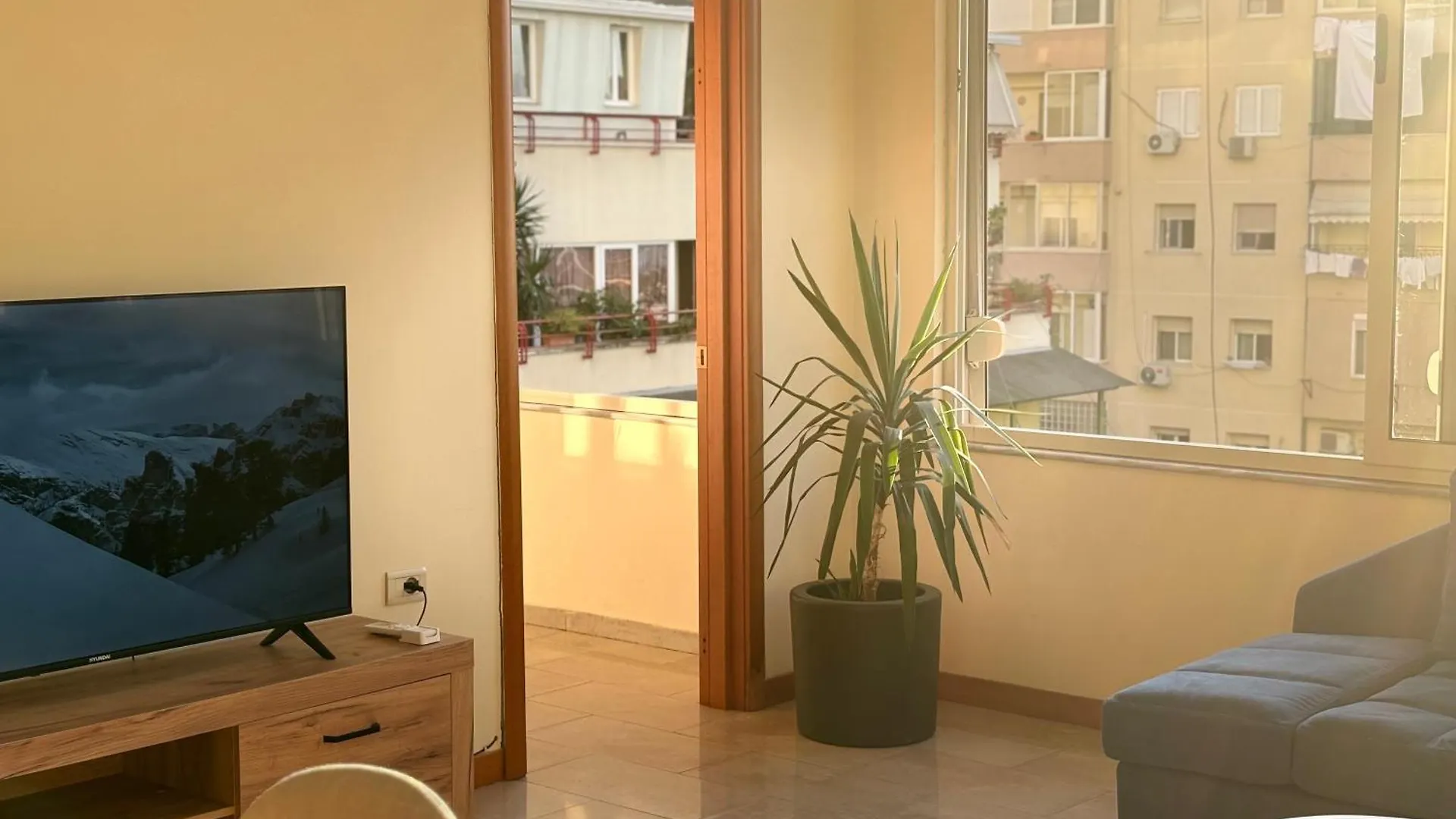 Tam 2Bdr Center Taiwan Apartment Tirana